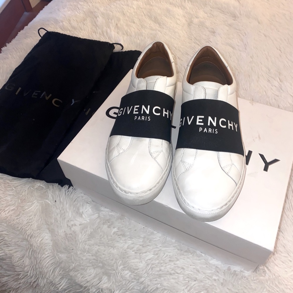 Women’s Givency Sneakers